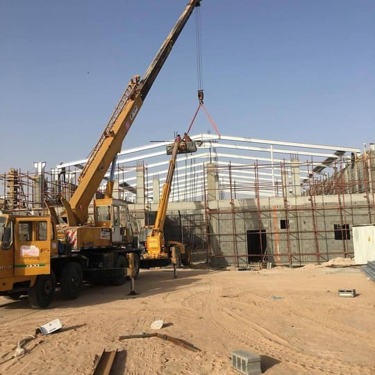 هناجر ساندوتش بانل - حلول فعّالة للمباني الكبيرة